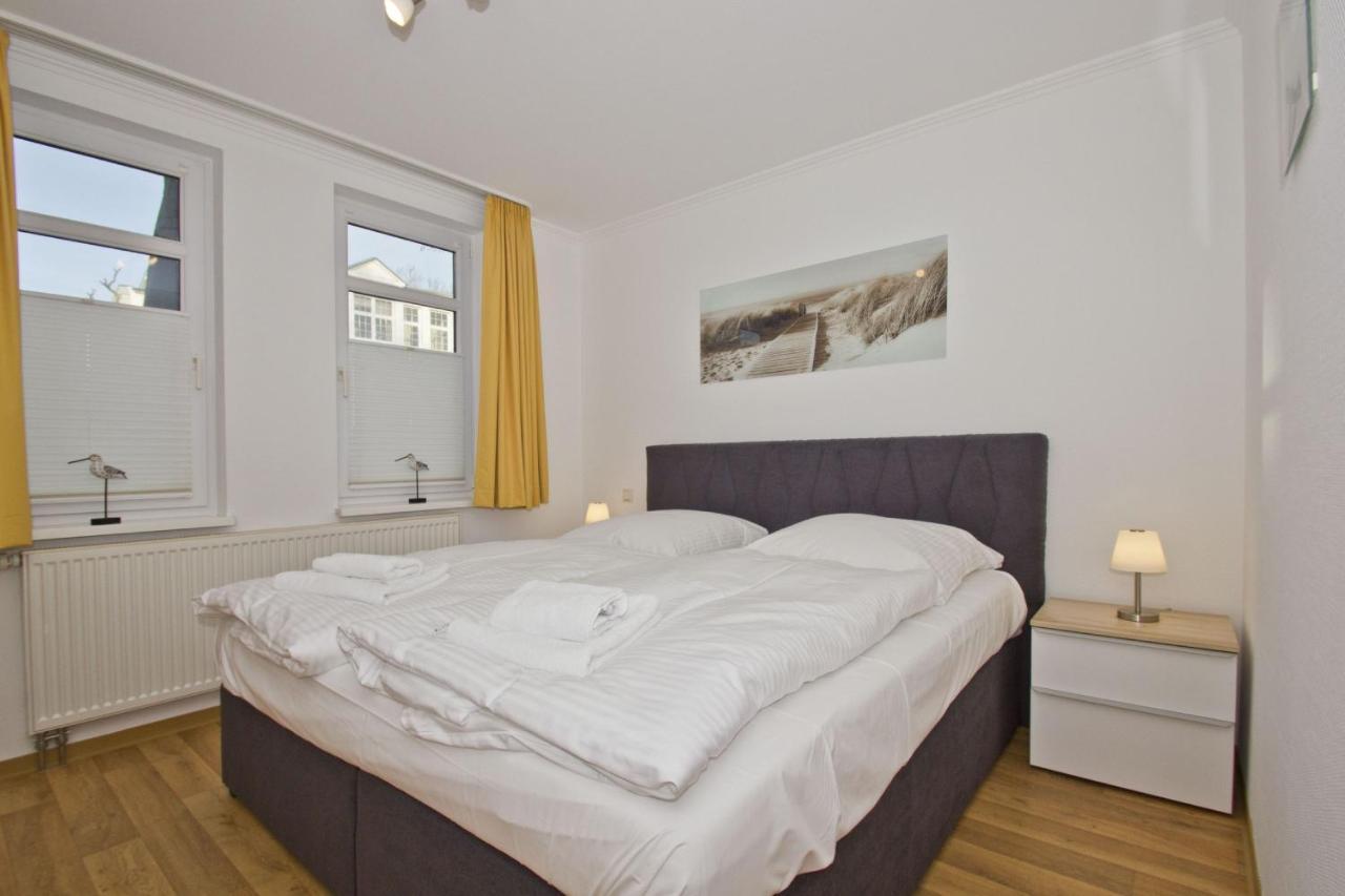 Mit Meerblick Und Balkon, Gratis Nutzung Vom Ahoi Erlebnisbad Und Sauna In Sellin - Meeresblick Fewo 33 Goehren  Exterior foto